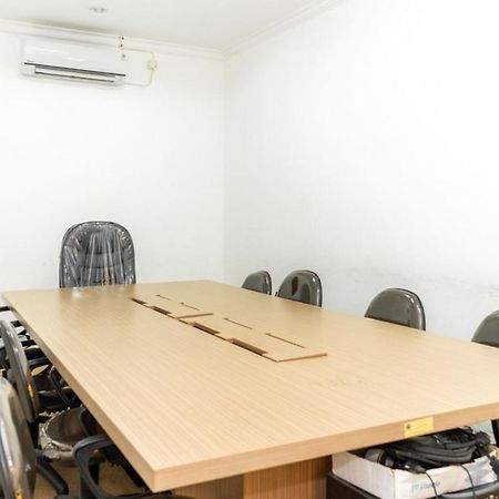 Reddoorz Plus Syariah Near Java Supermall Semarang 2 Buitenkant foto