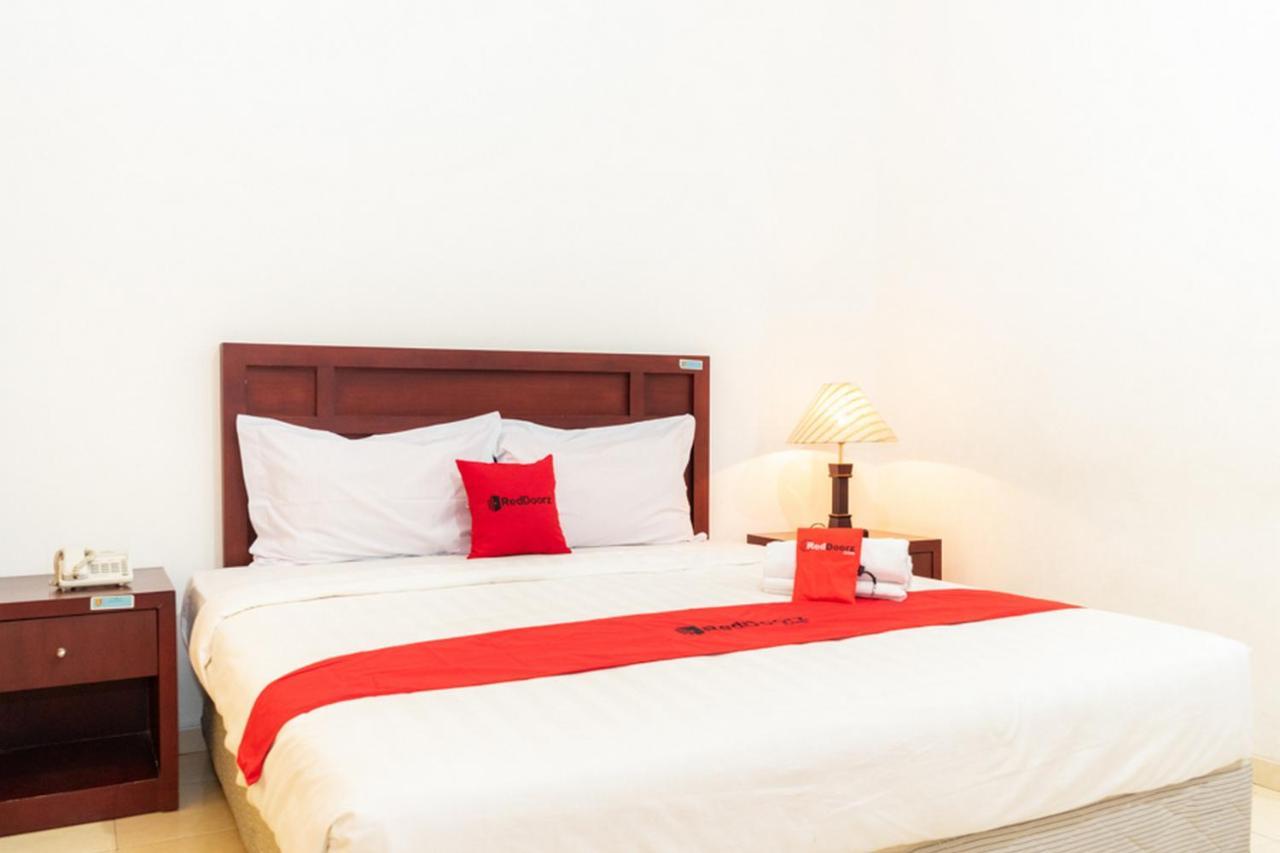Reddoorz Plus Syariah Near Java Supermall Semarang 2 Buitenkant foto