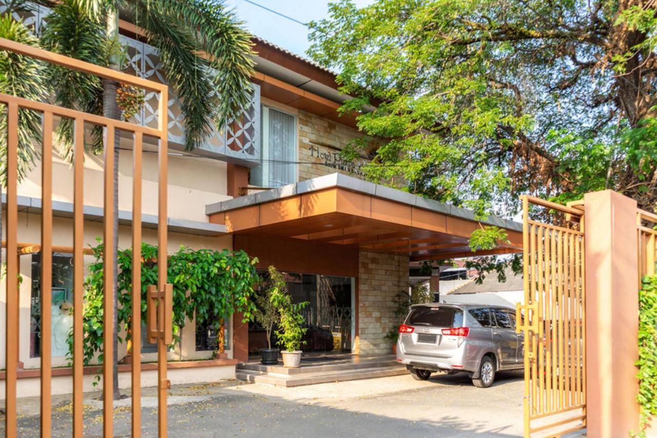 Reddoorz Plus Syariah Near Java Supermall Semarang 2 Buitenkant foto